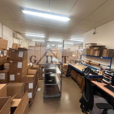 Local industriel  3600 €