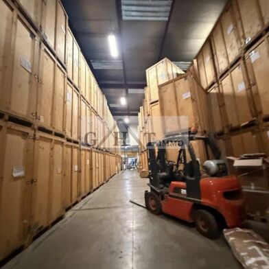 Local industriel  3000 €