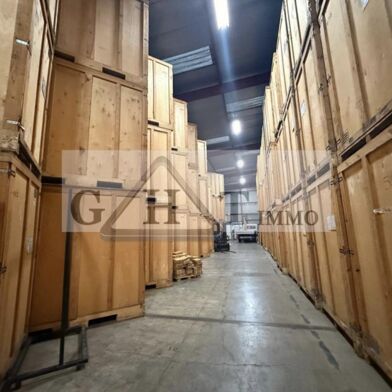 Local industriel  3000 €