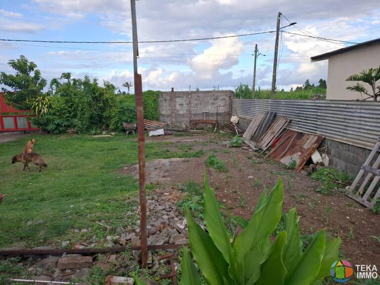 350 m2 de terrain – Secteur Champ Borne, Saint-André — photo 1