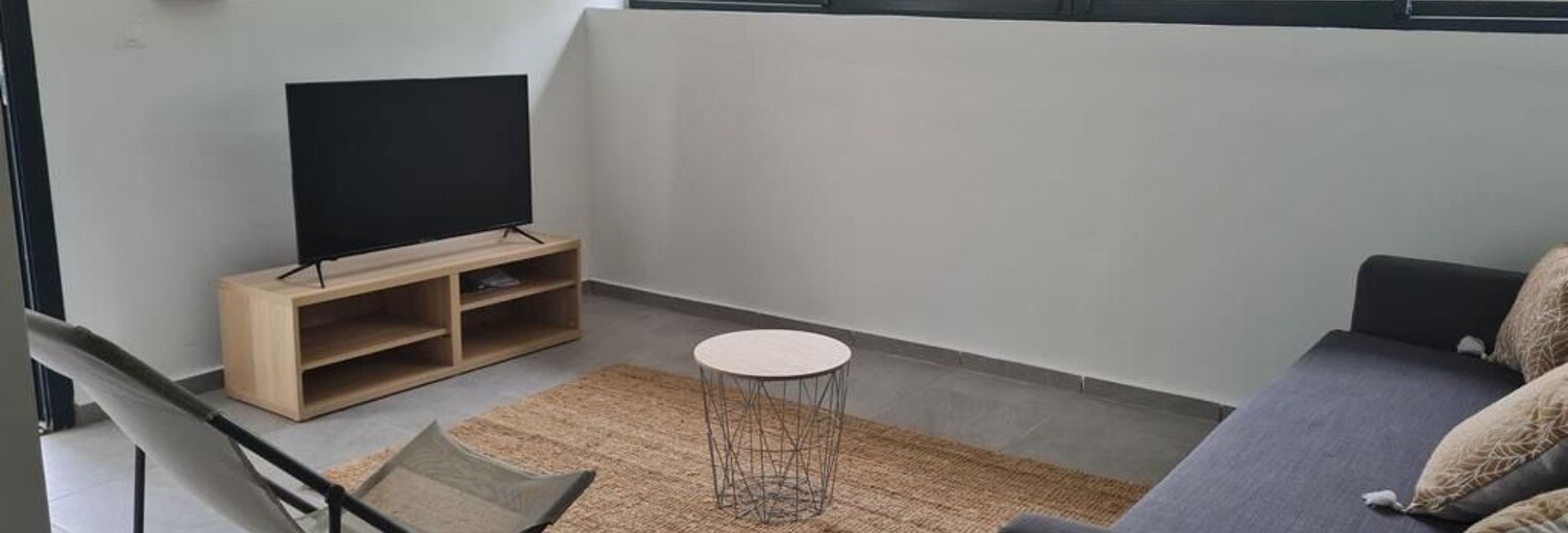 Maison 3 Pièces 77 m² à louer à Fort-de-France (97200)