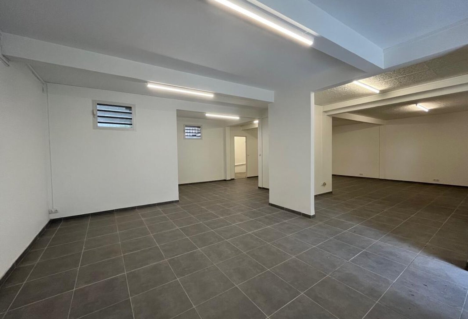 Local professionnel ou commercial — photo 1
