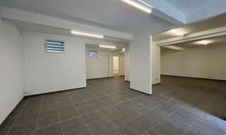 Local industriel   m² à louer à Le Lamentin (97232)