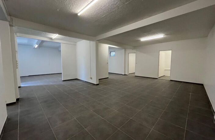 Local professionnel ou commercial — photo 4