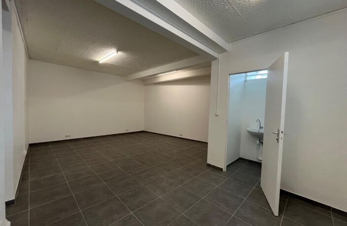 Local professionnel ou commercial — photo 5