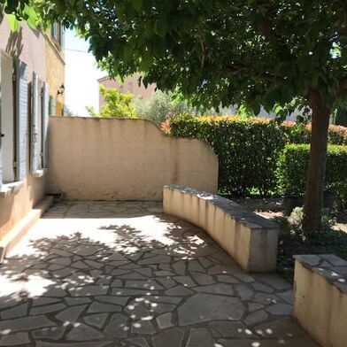 Appartement 3 pièces 1068 €