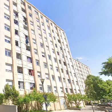 Appartement 3 pièces 648 €