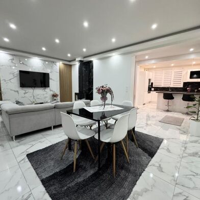 Maison 5 pièces 341000 €