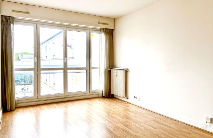 Appartement À Vendre — photo 2