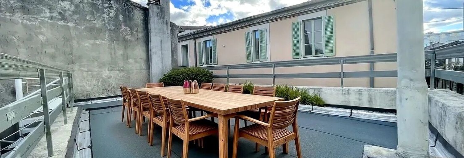 Immeuble  73 m² à vendre à Nîmes (30900)