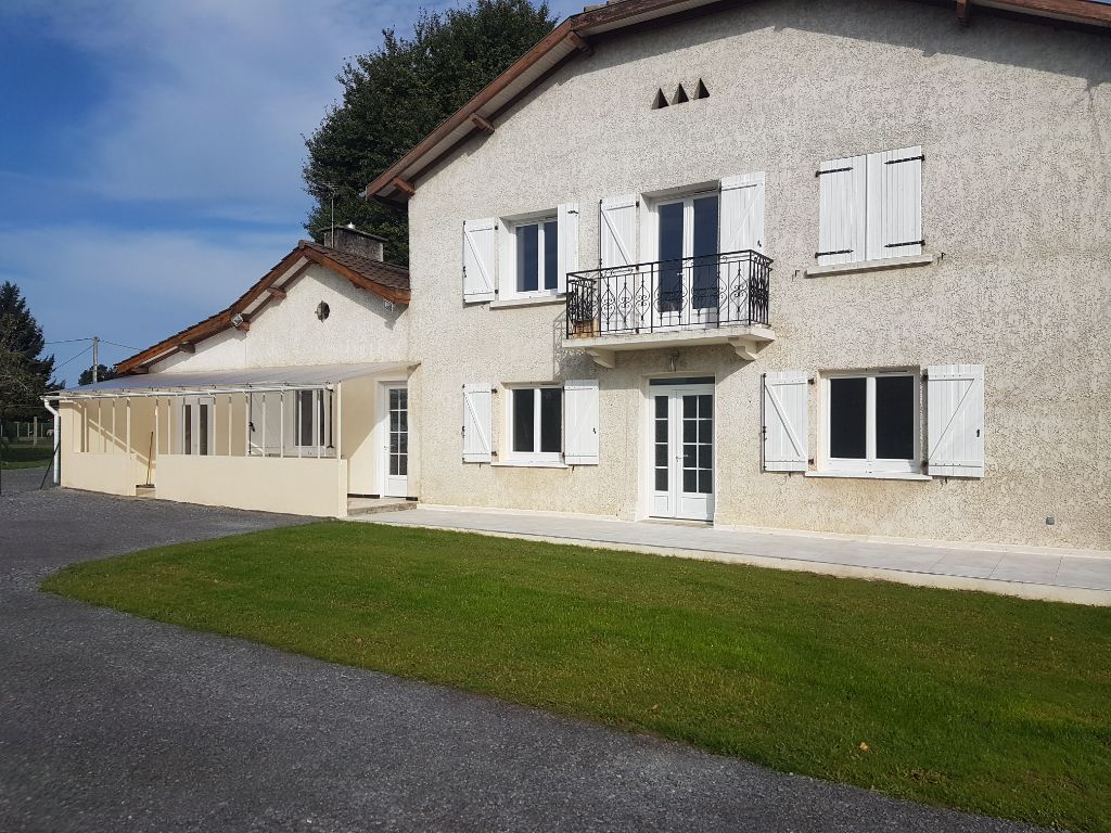 Appartement  T5 à louer Latrille 40800