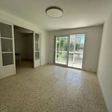 Appartement 2 pièces 760 €