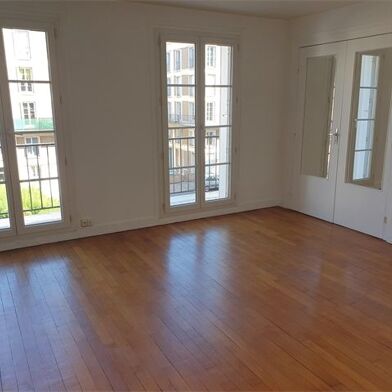 Appartement 2 pièces 690 €