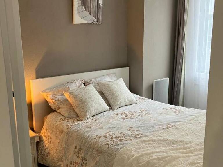 Appartement À Vendre — photo 1