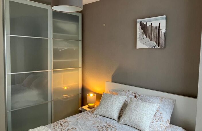 Appartement À Vendre — photo 2