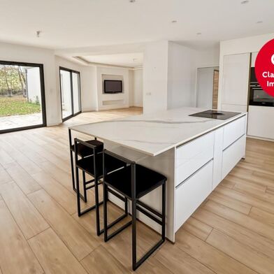 Maison 6 pièces 450000 €