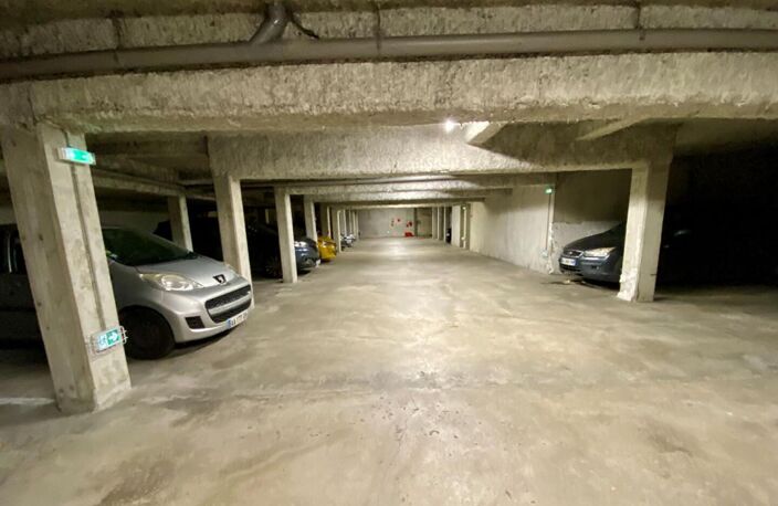 Parking à louer - Nantes 44300 — photo 2