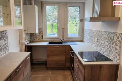 Appartement 3 pièces 805 €