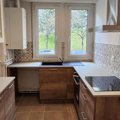 Appartement 3 pièces 805 €