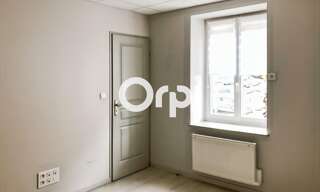 Bureau  75 m² à louer à Thurins (69510)