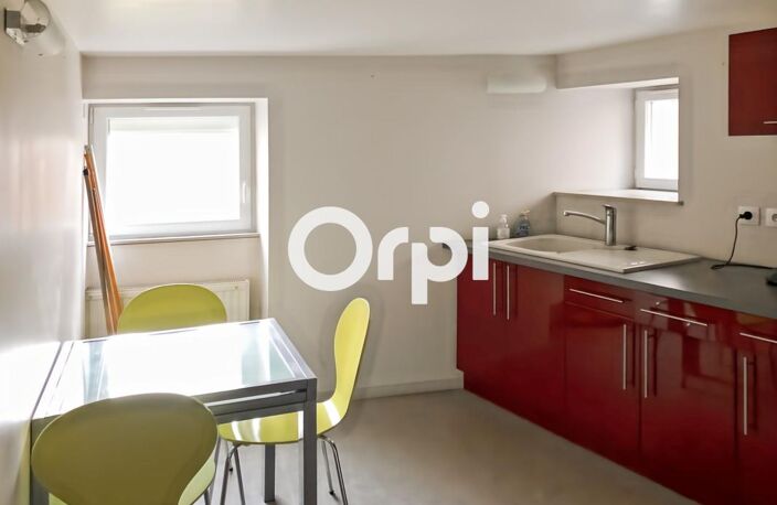 Local professionnel 75.9 m² Thurins — photo 3