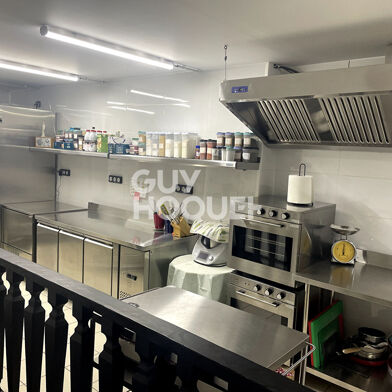 Commerce  143400 €