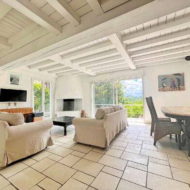 Maison 5 pièces 990000 €