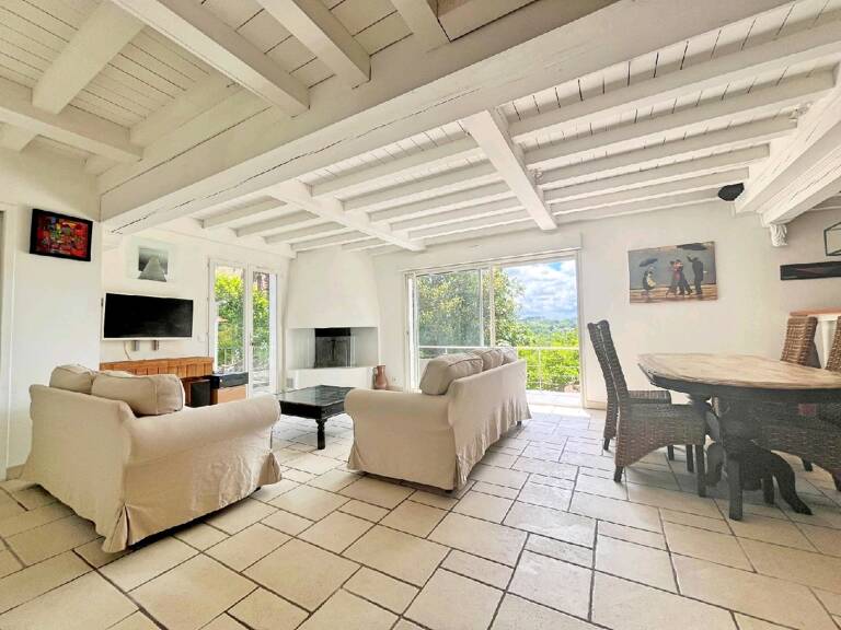 Maison 5 pièces 204 m² — photo 1