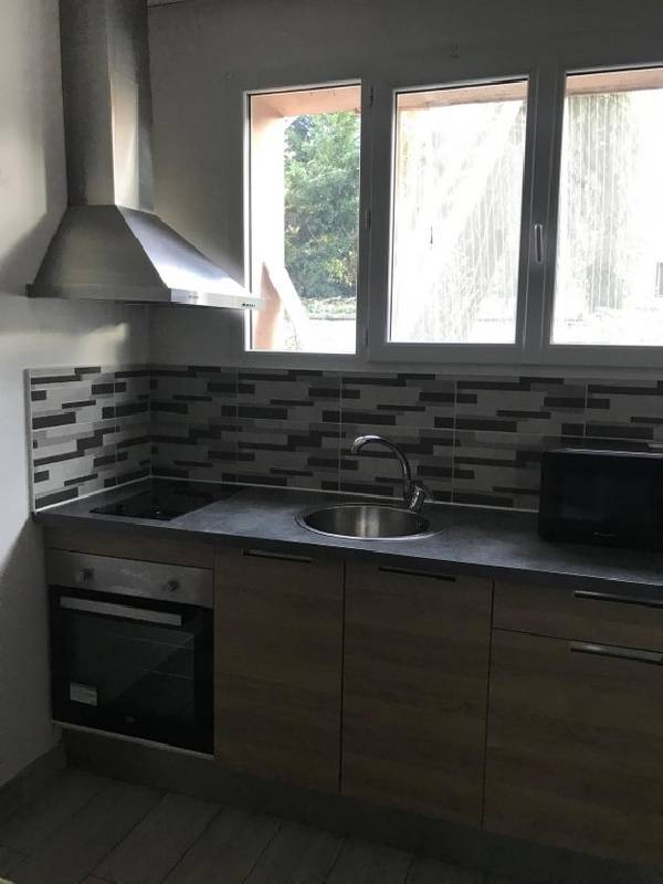 Location Studio 16 m² à Vaulx-en-Velin 552 ¤ CC /mois