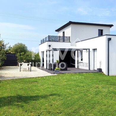 Maison 4 pièces 353600 €