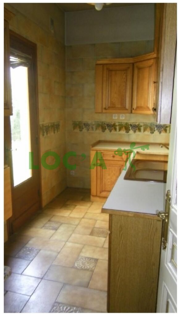 Location Maison 97 m² à Dijon 1 275 ¤ CC /mois