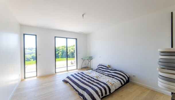 Villa / Maison 9 pièces  à vendre Serres-Castet 64121