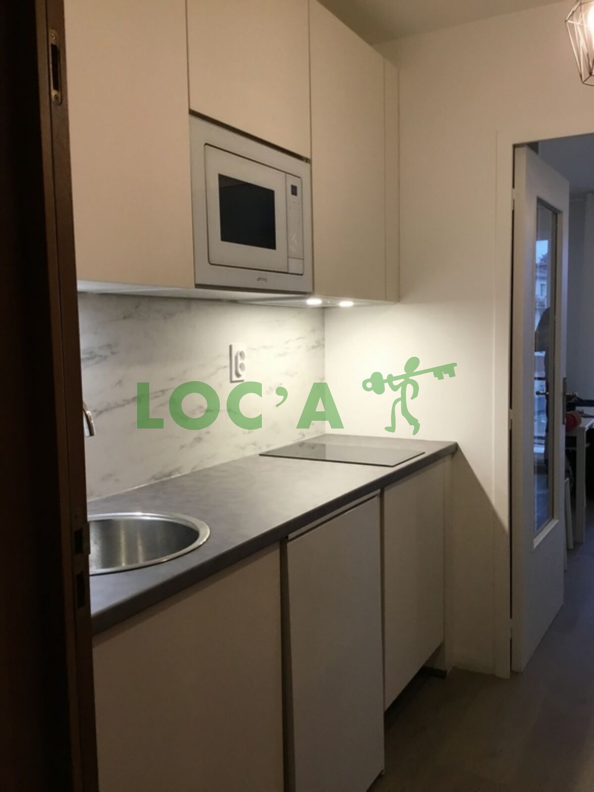 Location Studio 21 m² à Dijon 601 ¤ CC /mois