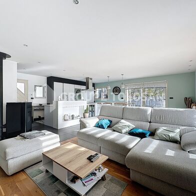 Maison 4 pièces 340000 €