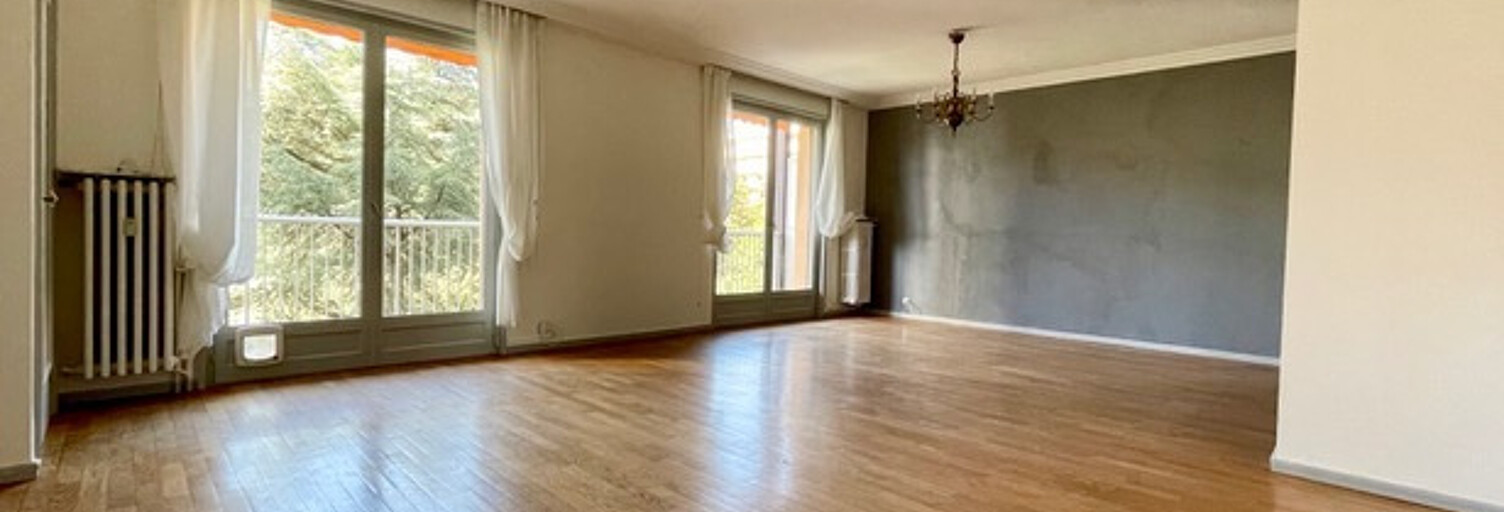 Appartement 4 Pièces 102 m² à louer à Saint-Étienne (42000)