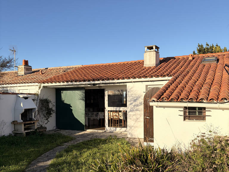 Maison avec vue et environnement remarquable — photo 1