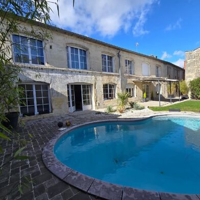 Maison 8 pièces 636000 €