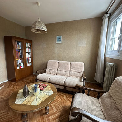 Appartement 4 pièces 119100 €