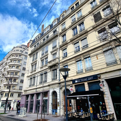 Appartement 3 pièces 360000 €