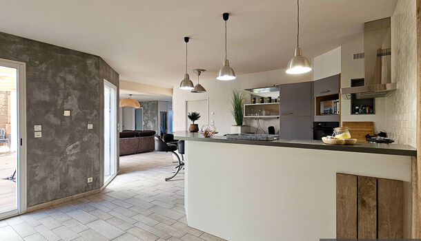 Villa / Maison 4 pièces  à louer Rochelle (La) 17000