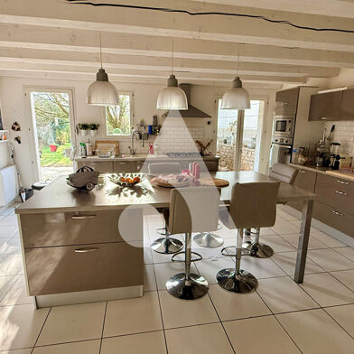 Maison 8 pièces 325000 €