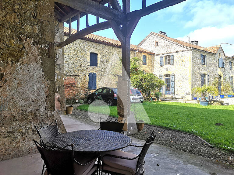 Maison Soublecause 7 pièces 260 m² — photo 1