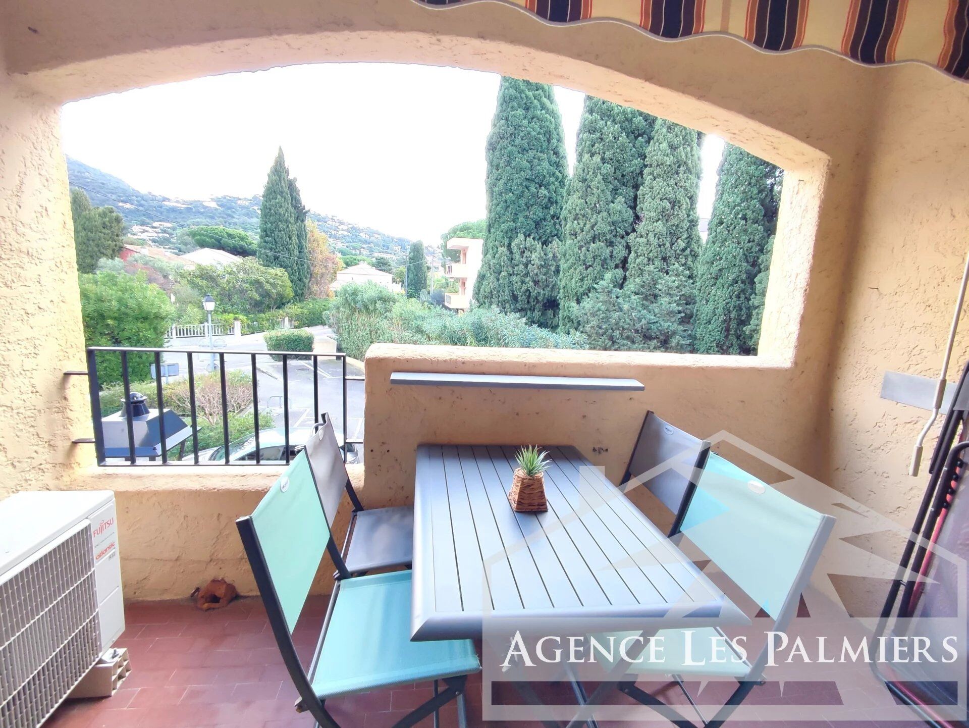 Appartement  T1 à vendre Lavandou (Le) 83980