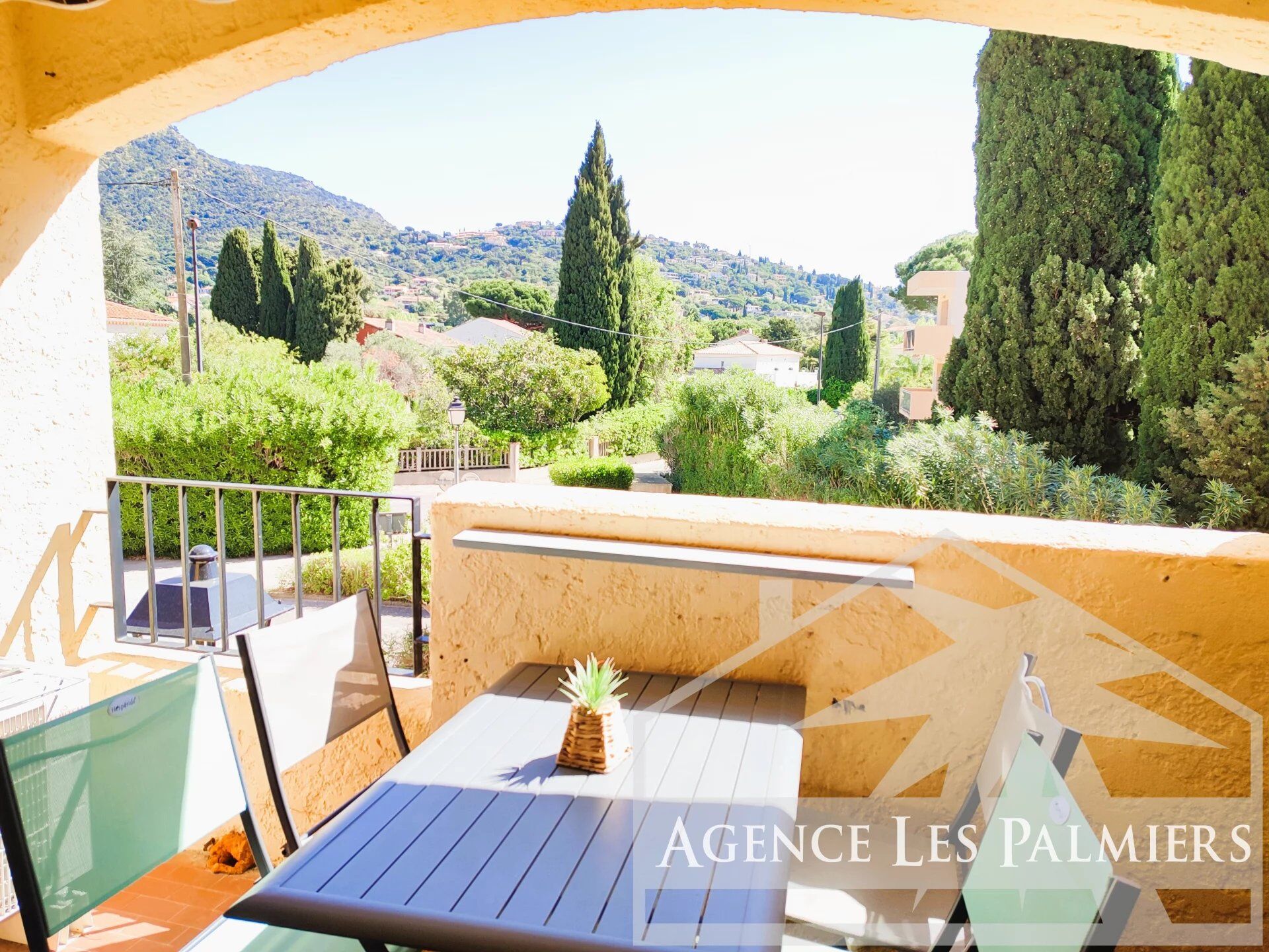 Appartement  T1 à vendre Lavandou (Le) 83980