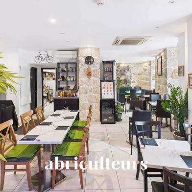 Commerce 2 pièces 148000 €