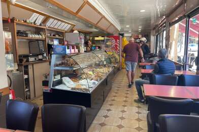 Commerce  392200 €