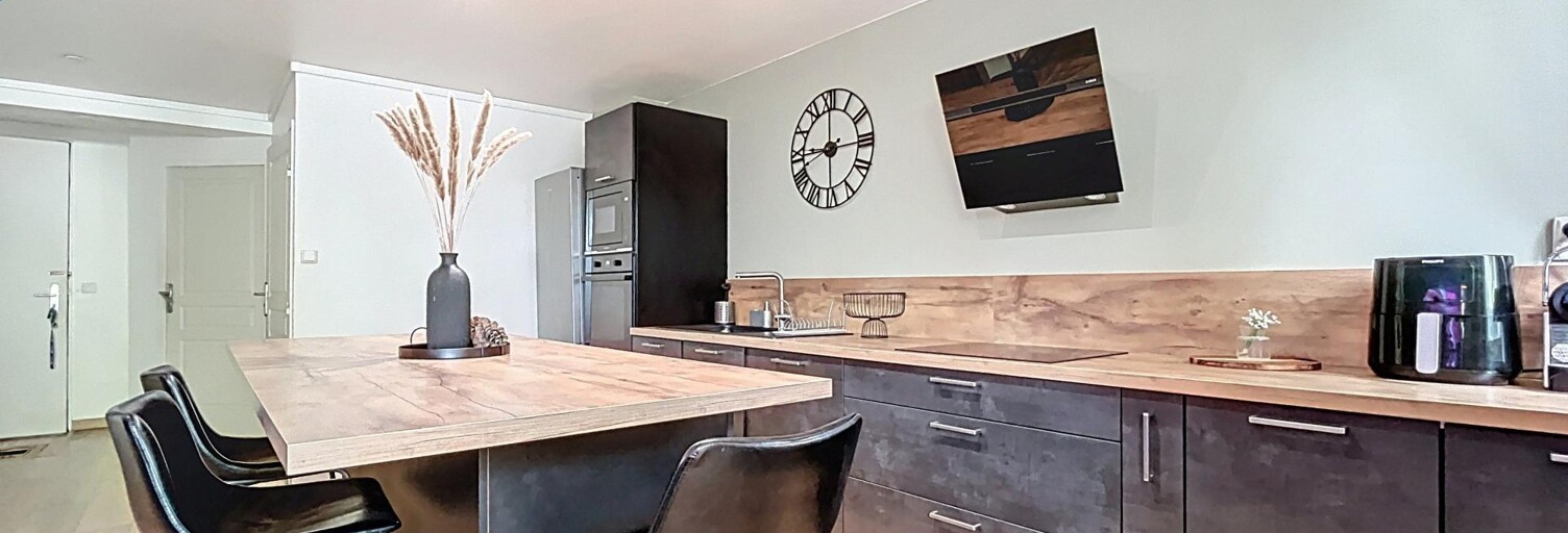 Appartement 5 Pièces 99 m² à vendre à Saint-Pierre-des-Corps (37700)