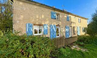 Maison 7 Pièces 201 m² à vendre à Les Velluire-sur-Vendée (85770)