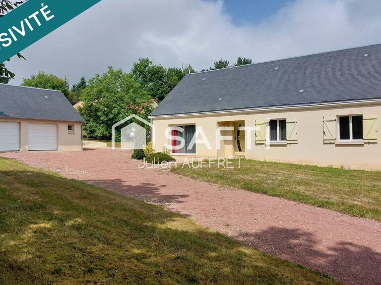 Pavillon de plain-pied avec double garage — photo 1