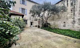 Maison 10 Pièces 239 m² à vendre à Saint-Gilles (30800)